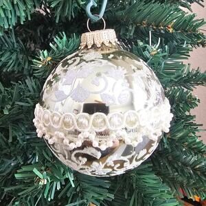 Vintage AmeriChristmas Glass Ball Christmas Ornament Silver Cream Beaded
